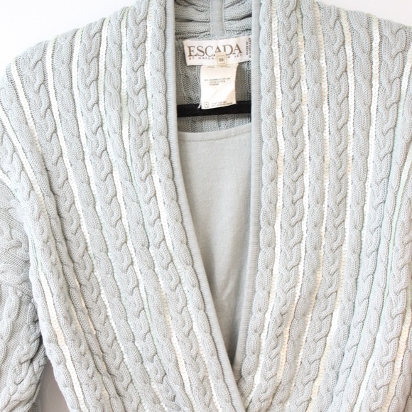 Escada - Picture 3 of 4